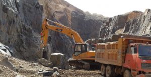 Fengzhenblackgranitequarry120151115163924-300x154